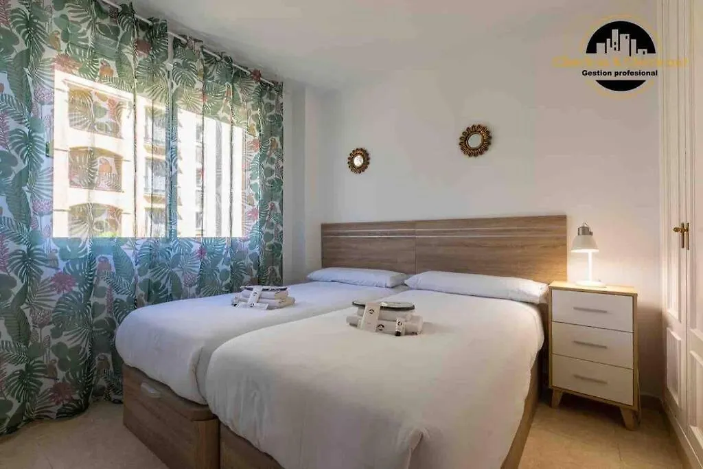 Apartamento El Paralelo Estepona