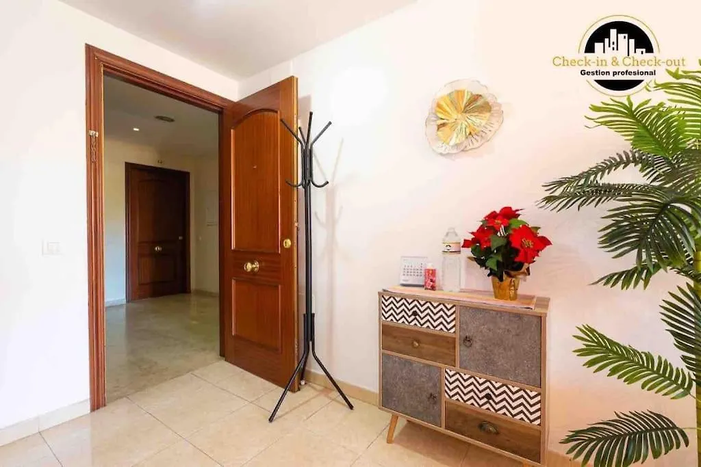 Apartamento El Paralelo Estepona Spain